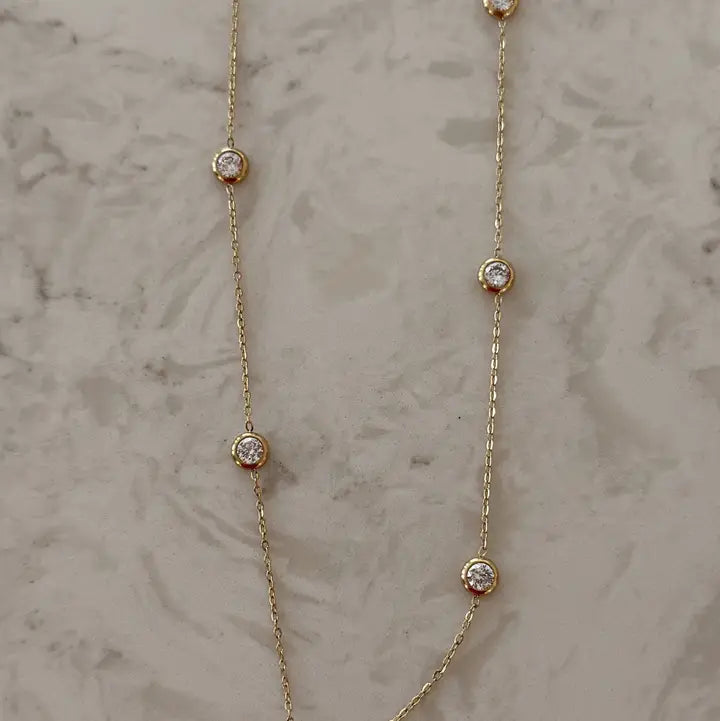 Dainty Diamond Necklace (waterproof)