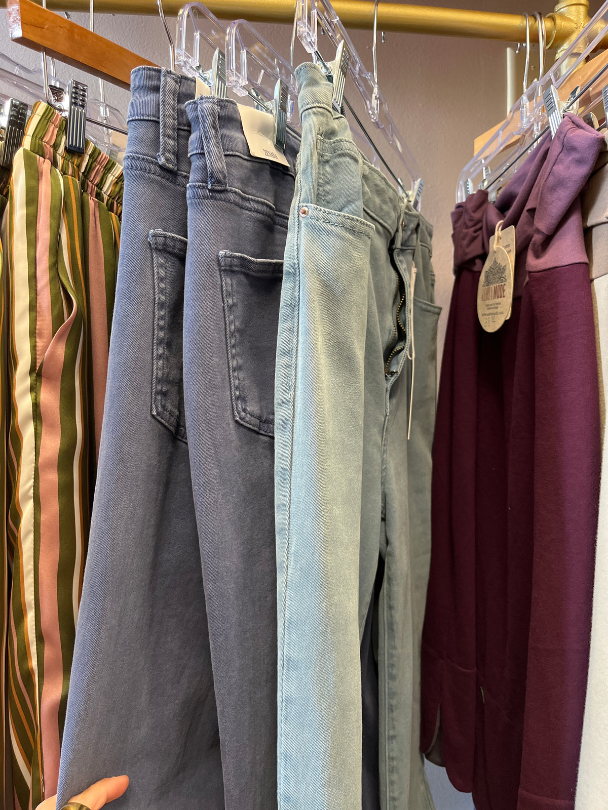 Zenana Fray Jeans